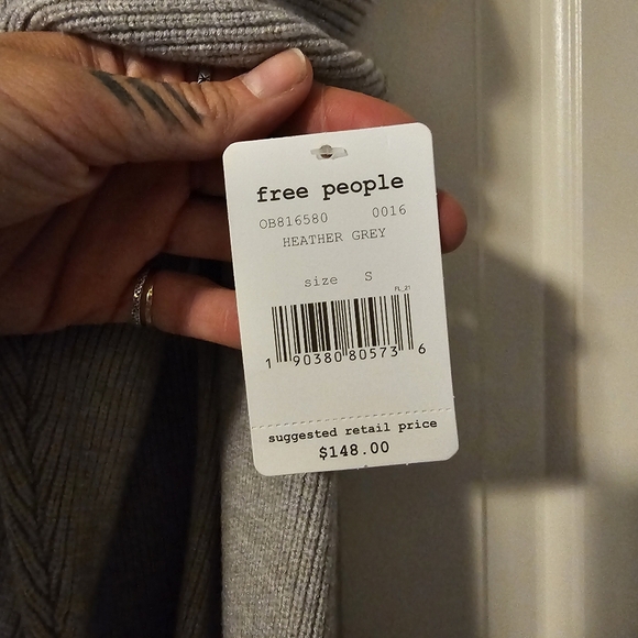 Free People Sweater NWT - Picture 4 of 4